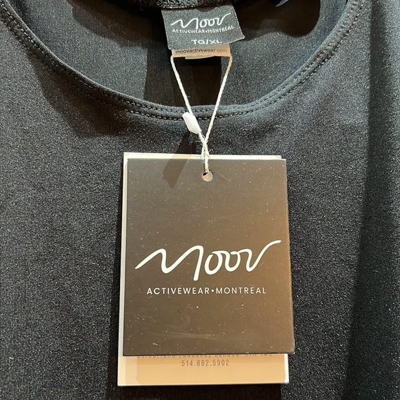 Sports top from Montreal brand Moov Activewear - Xtra Large - Picture 3 of 3